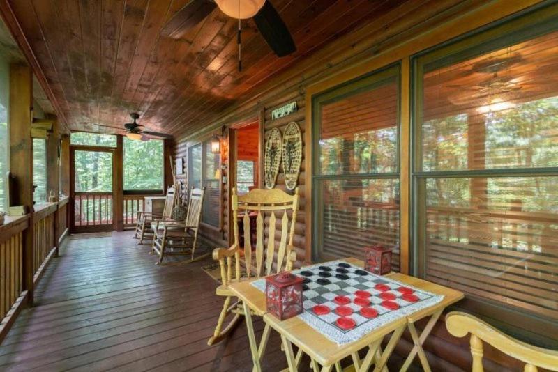 Mountain Spirit Cabin - Fireplace And Hot Tub Vila Blue Ridge Exterior foto
