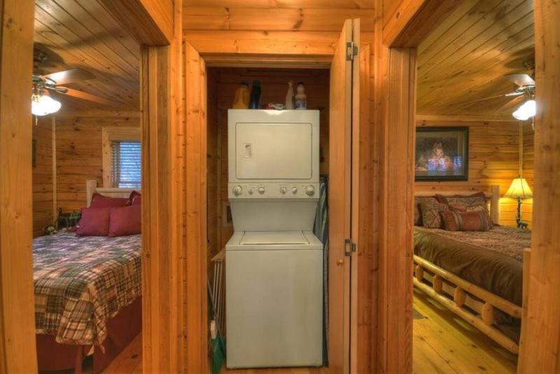Mountain Spirit Cabin - Fireplace And Hot Tub Vila Blue Ridge Exterior foto